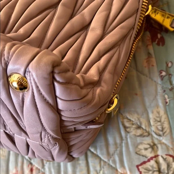 MIU MIU PINK QUILTED BAG EUC - Picture 7 of 16